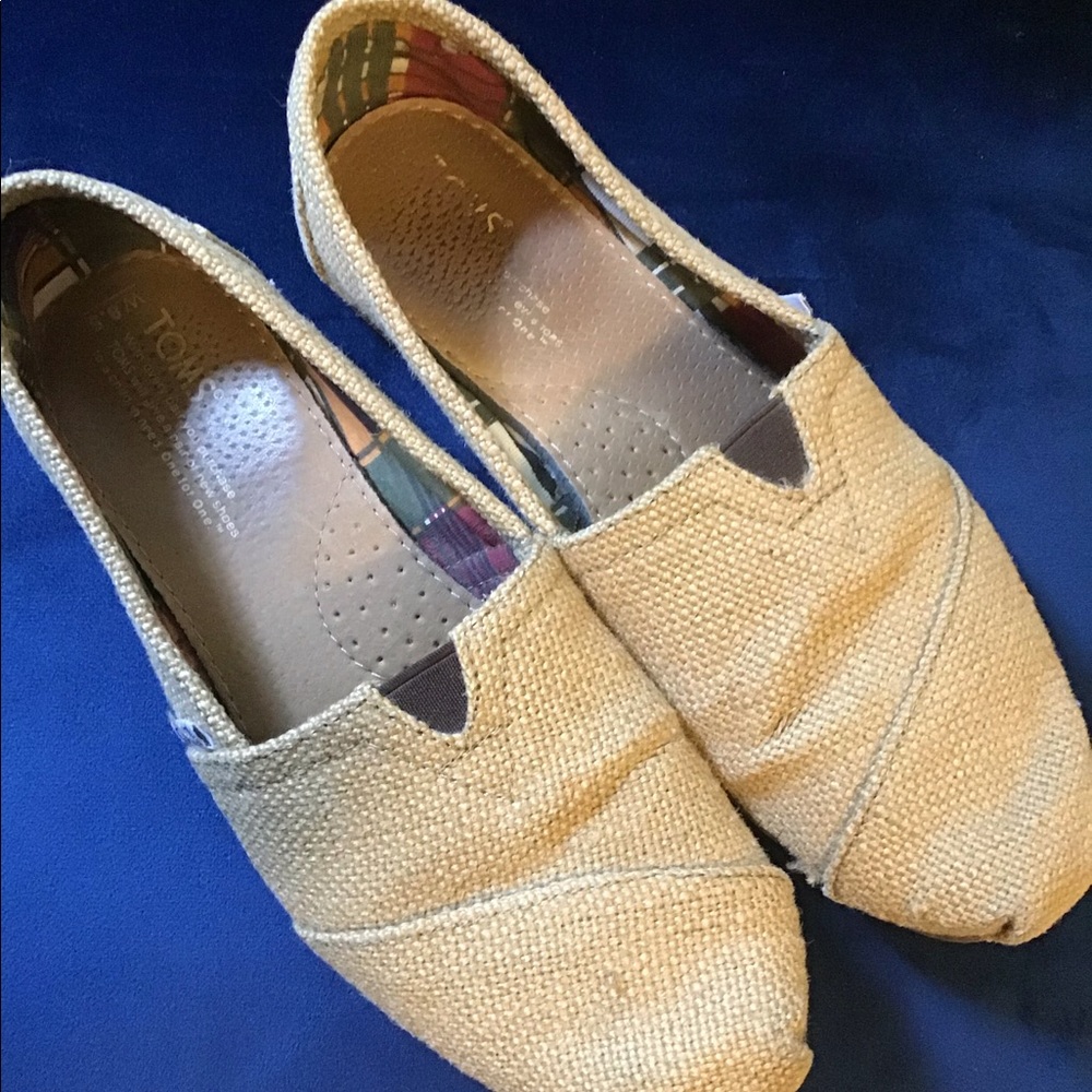 Women’s Toms 8.5